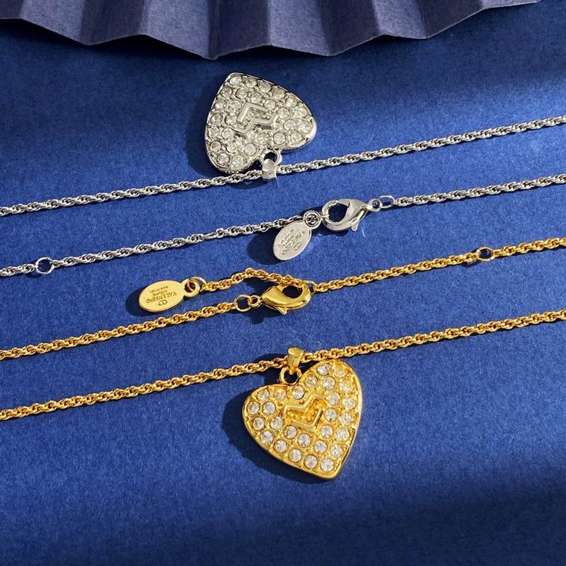 Valentino necklace 07yxh01